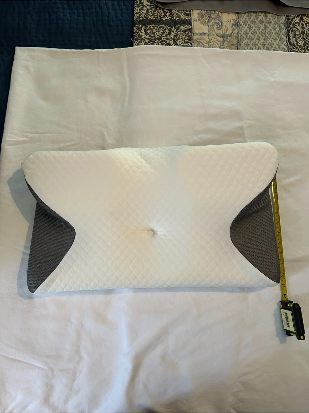 Contoured Memory Foam Pillow in White with Gray Mesh Accents